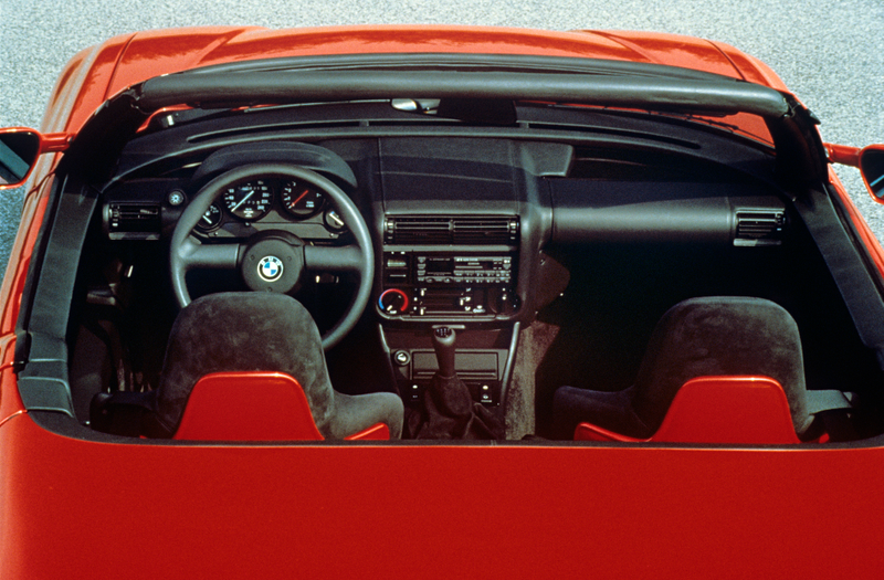 Illustration for article titled The BMW Z1 Is A Beautiful Work Of Art That's Underwhelming To Drive